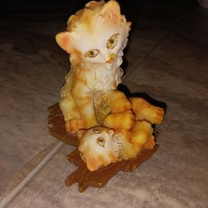 Vintage Cat And Kitten Figurine 1960s